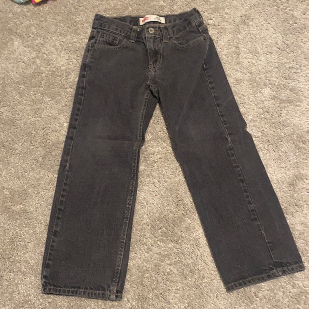 Levi’s 550 relaxed fit black jeans. Wide leg. Size 8 girls. So so cute.